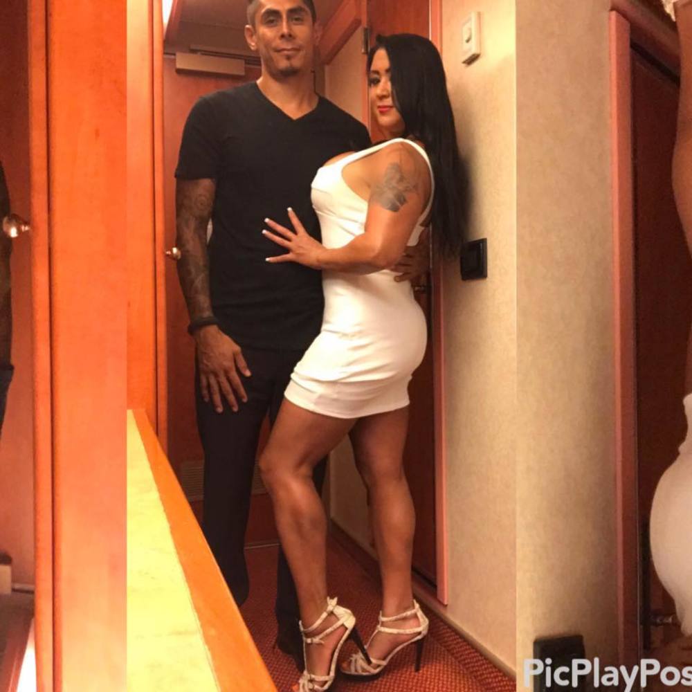 Meet your Posher, Xnoomix